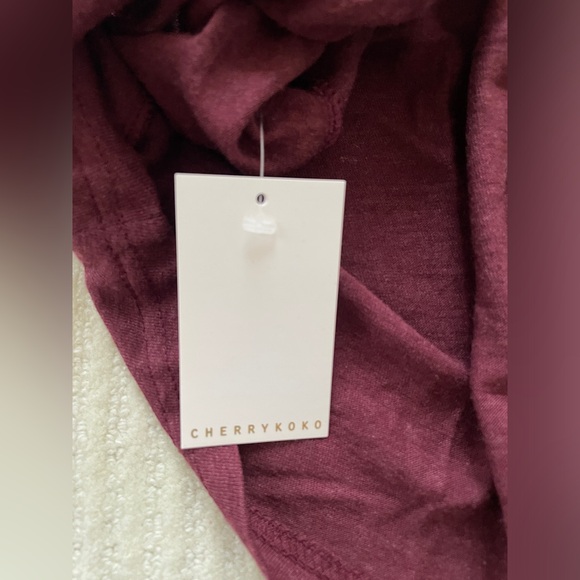 Brand New Cherry koko deep plane tank top - Picture 2 of 3